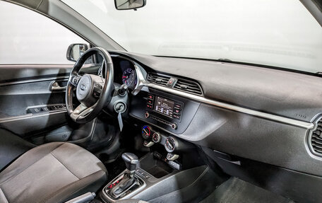 KIA Rio IV, 2021 год, 1 195 000 рублей, 10 фотография