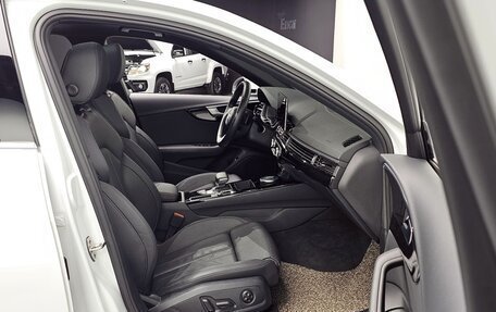 Audi A4, 2020 год, 2 390 000 рублей, 18 фотография