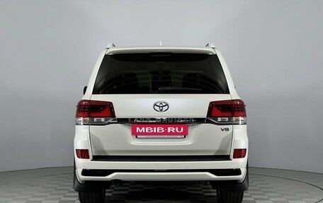 Toyota Land Cruiser 200, 2016 год, 8 169 000 рублей, 6 фотография