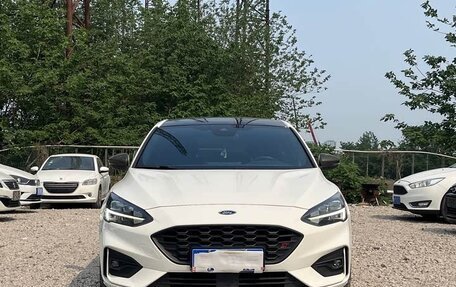 Ford Focus IV, 2021 год, 1 720 000 рублей, 2 фотография