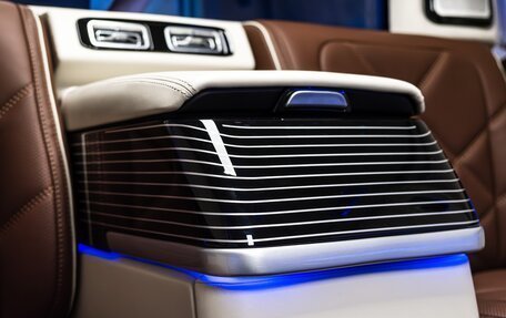 Mercedes-Benz V-Класс, 2024 год, 31 490 000 рублей, 15 фотография