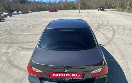 BMW 3 серия, 2006 год, 900 000 рублей, 11 фотография