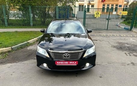 Toyota Camry, 2013 год, 1 500 000 рублей, 4 фотография