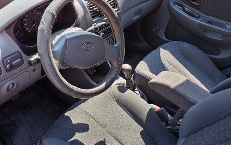 Hyundai Accent II, 2006 год, 430 000 рублей, 2 фотография