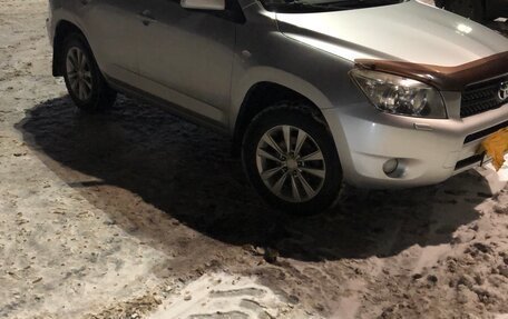 Toyota RAV4, 2007 год, 1 050 000 рублей, 3 фотография