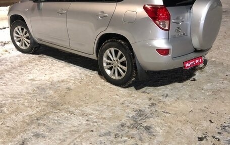 Toyota RAV4, 2007 год, 1 050 000 рублей, 4 фотография