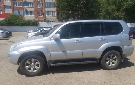 Toyota Land Cruiser Prado 120 рестайлинг, 2006 год, 1 700 000 рублей, 2 фотография