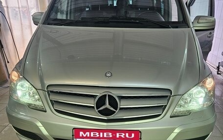 Mercedes-Benz Viano, 2011 год, 2 100 000 рублей, 4 фотография