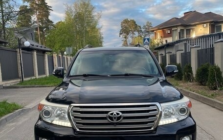 Toyota Land Cruiser 200, 2012 год, 4 700 000 рублей, 2 фотография