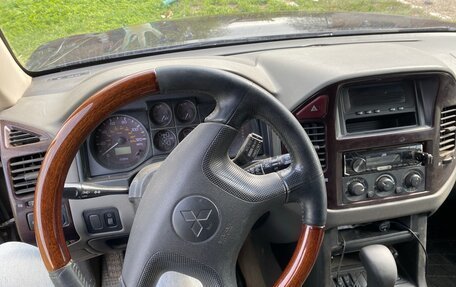 Mitsubishi Montero III, 2000 год, 820 000 рублей, 10 фотография