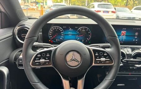 Mercedes-Benz A-Класс, 2021 год, 1 820 000 рублей, 9 фотография