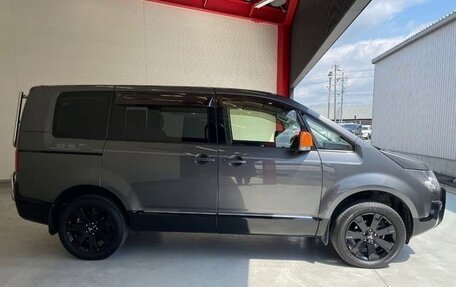 Mitsubishi Delica D:5 I, 2019 год, 2 219 000 рублей, 4 фотография