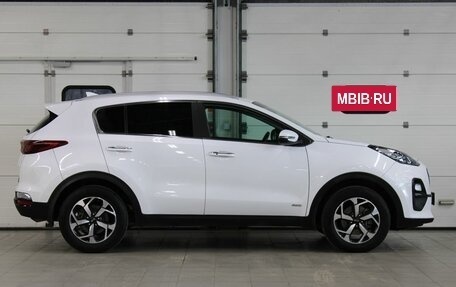 KIA Sportage IV рестайлинг, 2021 год, 2 787 000 рублей, 4 фотография