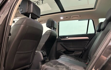 Volkswagen Passat B8 рестайлинг, 2018 год, 2 299 000 рублей, 13 фотография