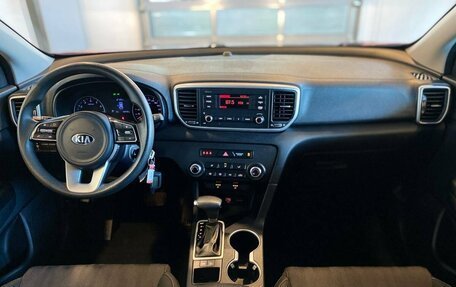 KIA Sportage IV рестайлинг, 2019 год, 2 285 000 рублей, 9 фотография