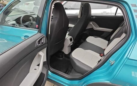 Volkswagen T-Cross I, 2023 год, 2 090 000 рублей, 8 фотография