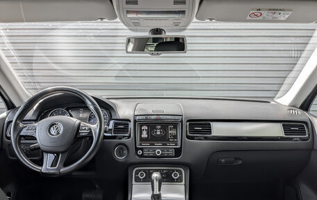 Volkswagen Touareg III, 2016 год, 3 600 000 рублей, 14 фотография