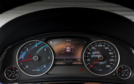 Volkswagen Touareg III, 2016 год, 3 600 000 рублей, 13 фотография
