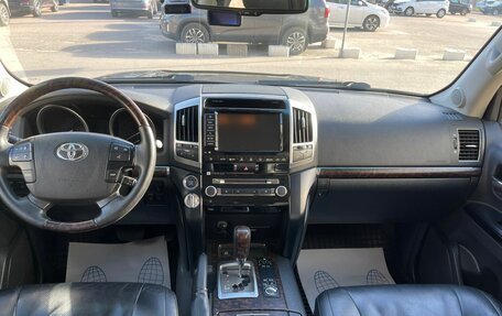 Toyota Land Cruiser 200, 2013 год, 3 300 000 рублей, 16 фотография