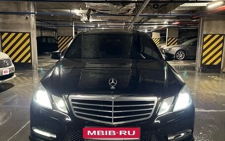 Mercedes-Benz E-Класс, 2011 год, 1 750 000 рублей, 5 фотография