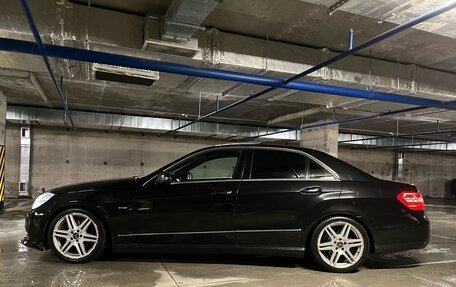 Mercedes-Benz E-Класс, 2011 год, 1 750 000 рублей, 8 фотография