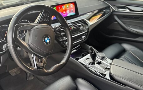 BMW 5 серия, 2018 год, 3 000 000 рублей, 6 фотография