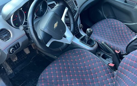 Chevrolet Cruze II, 2010 год, 430 000 рублей, 12 фотография
