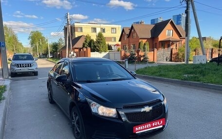 Chevrolet Cruze II, 2010 год, 430 000 рублей, 3 фотография