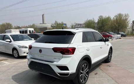 Volkswagen T-Roc I, 2022 год, 1 830 000 рублей, 6 фотография
