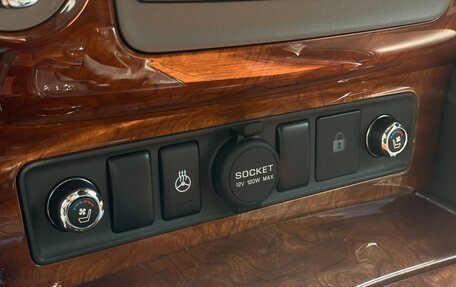Infiniti QX80 I рестайлинг, 2016 год, 4 150 000 рублей, 28 фотография