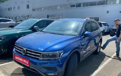 Volkswagen Tiguan II, 2018 год, 2 530 000 рублей, 1 фотография