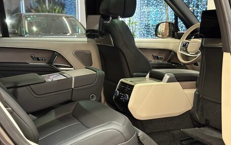 Land Rover Range Rover IV рестайлинг, 2024 год, 25 720 000 рублей, 14 фотография