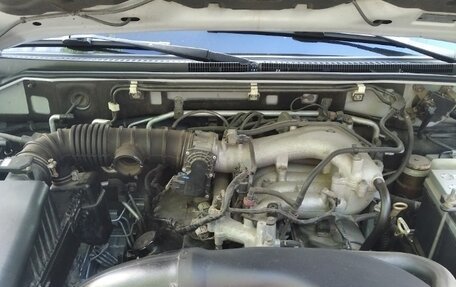 Mitsubishi Pajero IV, 2010 год, 1 950 000 рублей, 3 фотография