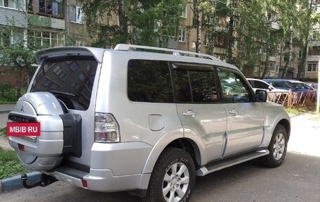 Mitsubishi Pajero IV, 2010 год, 1 950 000 рублей, 4 фотография