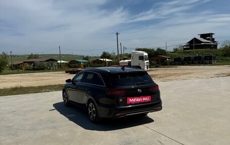 KIA cee'd III, 2019 год, 1 500 000 рублей, 2 фотография