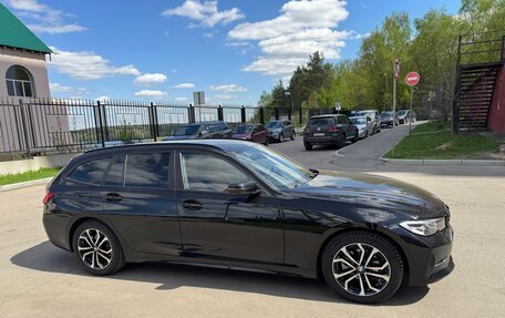 BMW 3 серия, 2019 год, 2 999 000 рублей, 4 фотография