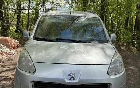 Peugeot Partner II рестайлинг 2, 2013 год, 607 000 рублей, 2 фотография