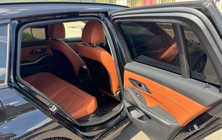 BMW 3 серия, 2019 год, 2 999 000 рублей, 22 фотография
