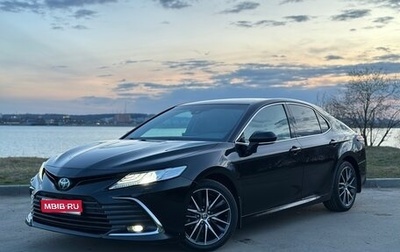 Toyota Camry, 2021 год, 3 190 000 рублей, 1 фотография