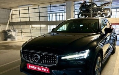 Volvo V60 Cross Country II, 2019 год, 3 500 000 рублей, 1 фотография