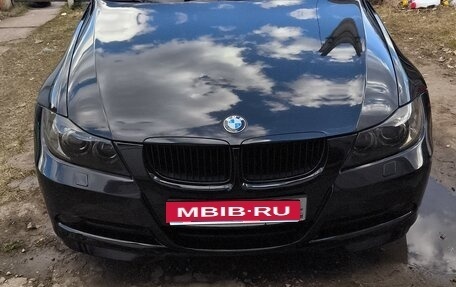 BMW 3 серия, 2008 год, 850 000 рублей, 1 фотография
