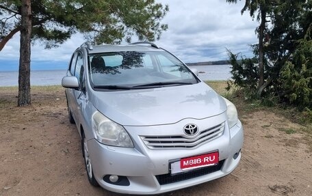 Toyota Verso I, 2012 год, 1 100 000 рублей, 1 фотография