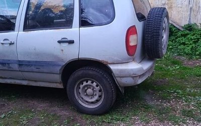 Chevrolet Niva I рестайлинг, 2004 год, 290 000 рублей, 1 фотография