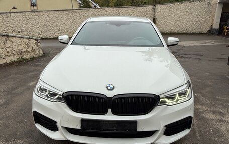 BMW 5 серия, 2018 год, 4 300 000 рублей, 3 фотография
