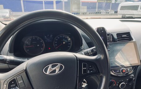 Hyundai Accent IV, 2011 год, 880 000 рублей, 13 фотография