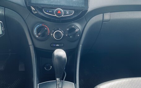 Hyundai Accent IV, 2011 год, 880 000 рублей, 17 фотография