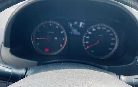 Hyundai Accent IV, 2011 год, 880 000 рублей, 16 фотография