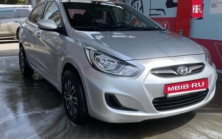 Hyundai Accent IV, 2011 год, 880 000 рублей, 5 фотография