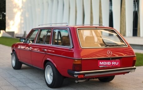 Mercedes-Benz W123, 1984 год, 1 800 000 рублей, 4 фотография