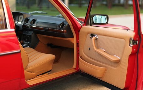 Mercedes-Benz W123, 1984 год, 1 800 000 рублей, 14 фотография